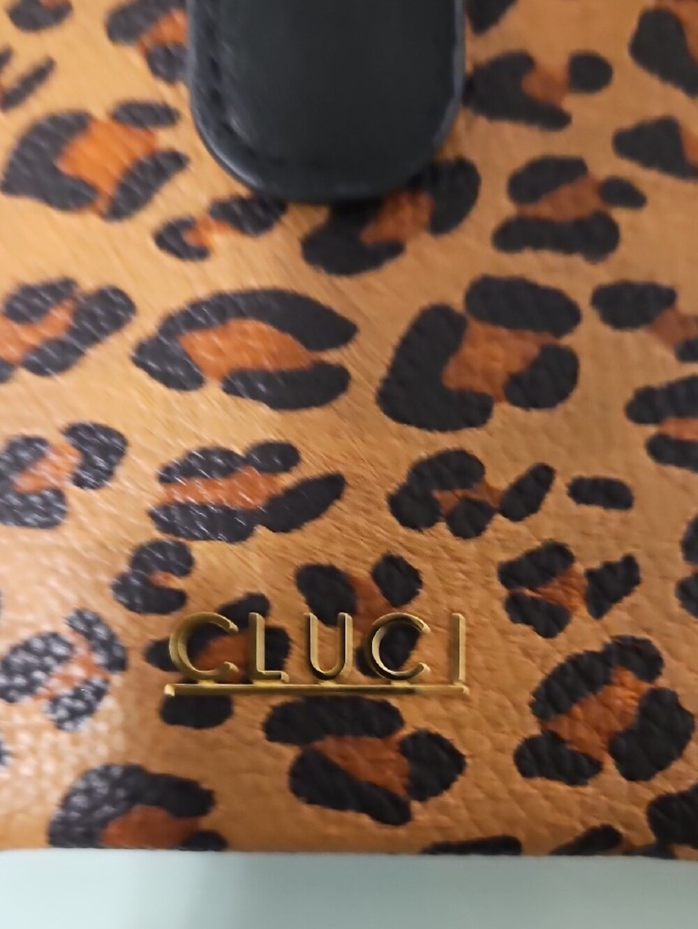 GLUCi Leopard Print Card & Key Holder Wallet - Tan and Black - Picture 2 of 6
